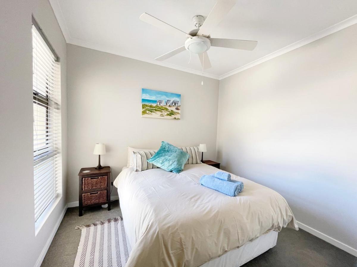 Ferienwohnung Sunset View At Whale Cove Gansbaai Exterior foto